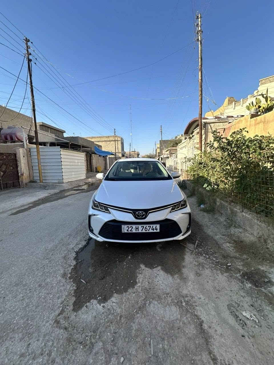 كورلا 2022 محرك 4 سلندر بنزين  فقط خليجيه ساز مكفوله بيها فقط طخه بسيطه بالجنطه سياره ماله بدون اي نقص سعرها 175 
ماشيه 120 الف كم واتس اب ***********
