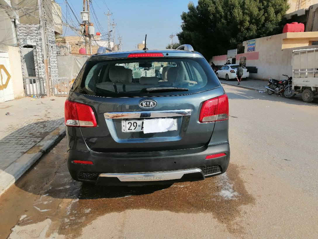 كيا سورنته موديل ١١ رقم واسط رقم جديد محرك ٢٤٠٠ دوش ٥راكب سياره جاهزه بسمي مصبوغه عام لكونه جارده مكفوله من الكبه سعر ١٢٥ تصال على الرقم *********** النجف, العراق
