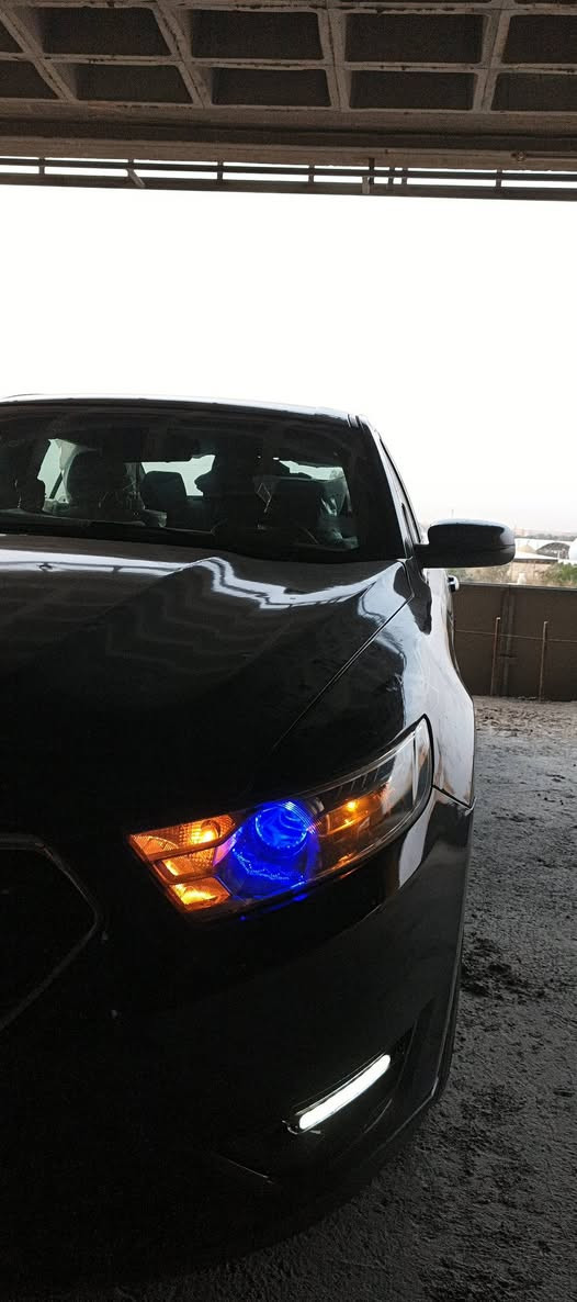 يالله السلام عليكم فورد تورس موديل٢٠١٣ لبيع 
رقم مميز ٤٠٤٤نجف باسمي السياره هزه  وسنويه جديده هاذه شهر انهزت وسنويه هم هاذه لشهر تجي وتشوف 
السياره عيون لشيطان وعدسات اناره
قبف دبه واتر بم كله جديد 
رمز دخول 
كشنات كهرباء تدفئه تبريد قطعتين تبريد هم كله جديد 
حداديه وره وكدام جديده 
السياره بعد اهواي مخسور عليهة واهواي بيهة شغلات عزلهة كلش حلو دبل عازل 

السياره حادثهة بابين 
مكان السياره بديوانيه الاسكان 
سعرهة٩٣ بلعافيه على لياخذهة 
رقمي‏ ‪***********‬‏
