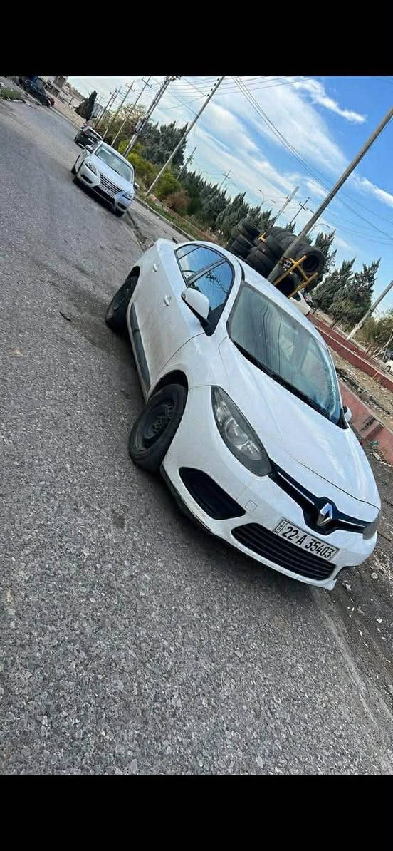 ٢٠١٥
بي بوياغ 
دوو سي جيكا قوبي هةية
گيرو مةكينة بةشةرت
تةبريد بةشةرت
سةنةوي بةسةر جوة 
سعري ٧٥ وةرةقة 
***********
شوين هةولير أربيل, العراق
