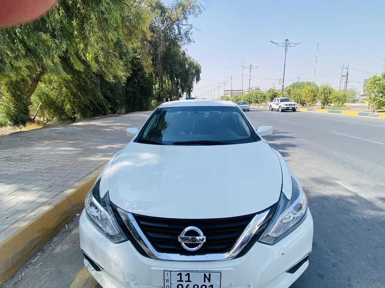 السلام عليكم ورحمة الله وبركاتة 
نيسان التيما ٢٠١٨ وارد امريكي
⭕️مواصفات اس 
⭕️بصمة تشغيل عن بعد
⭕️سيارة كاملة من كافة النواحي
⭕️الضرر دخول كلين للعراق فقط طخة جداً خفيفة بصندوك
⭕️الضرر في العراق جامرلغين وبنيد
⭕️كير ٢٠٢٠ علية صيانة دورية دهن وفلاتر 
⭕️السعر ١١٥ 
⭕️للتواصل***********
