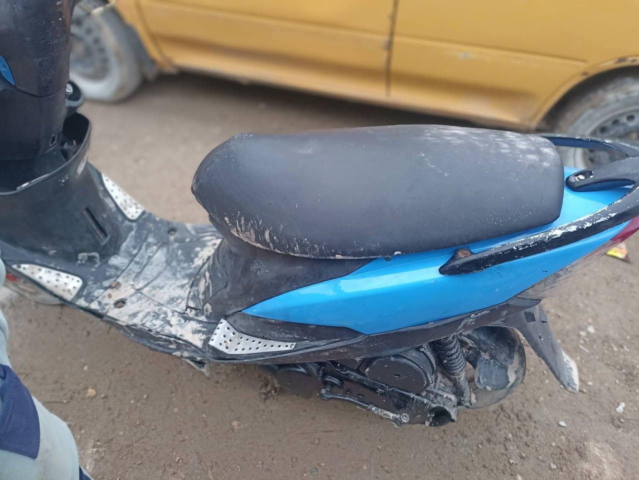 سلام عليكم عدله كامله مابيهه نقص شغاله خير من الله عنوان جسر ديالى الجديد قرب اسواق اسطنبول السعر 400 وبيها مجال قليل رقم الهاتف ***********
