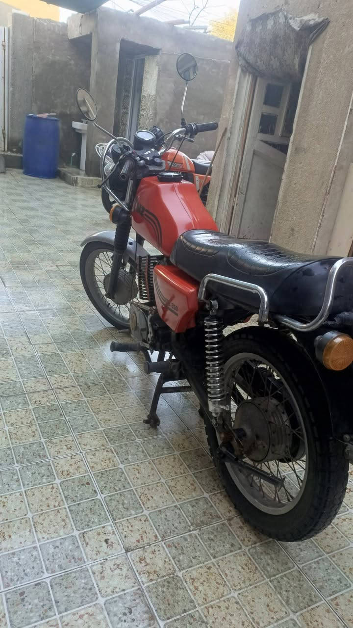 سلام عليكم 82 للبيع الدراجه خير من الله كربيات شغال سيسه 3 بدون عنوان بابل سده هندي ***********
