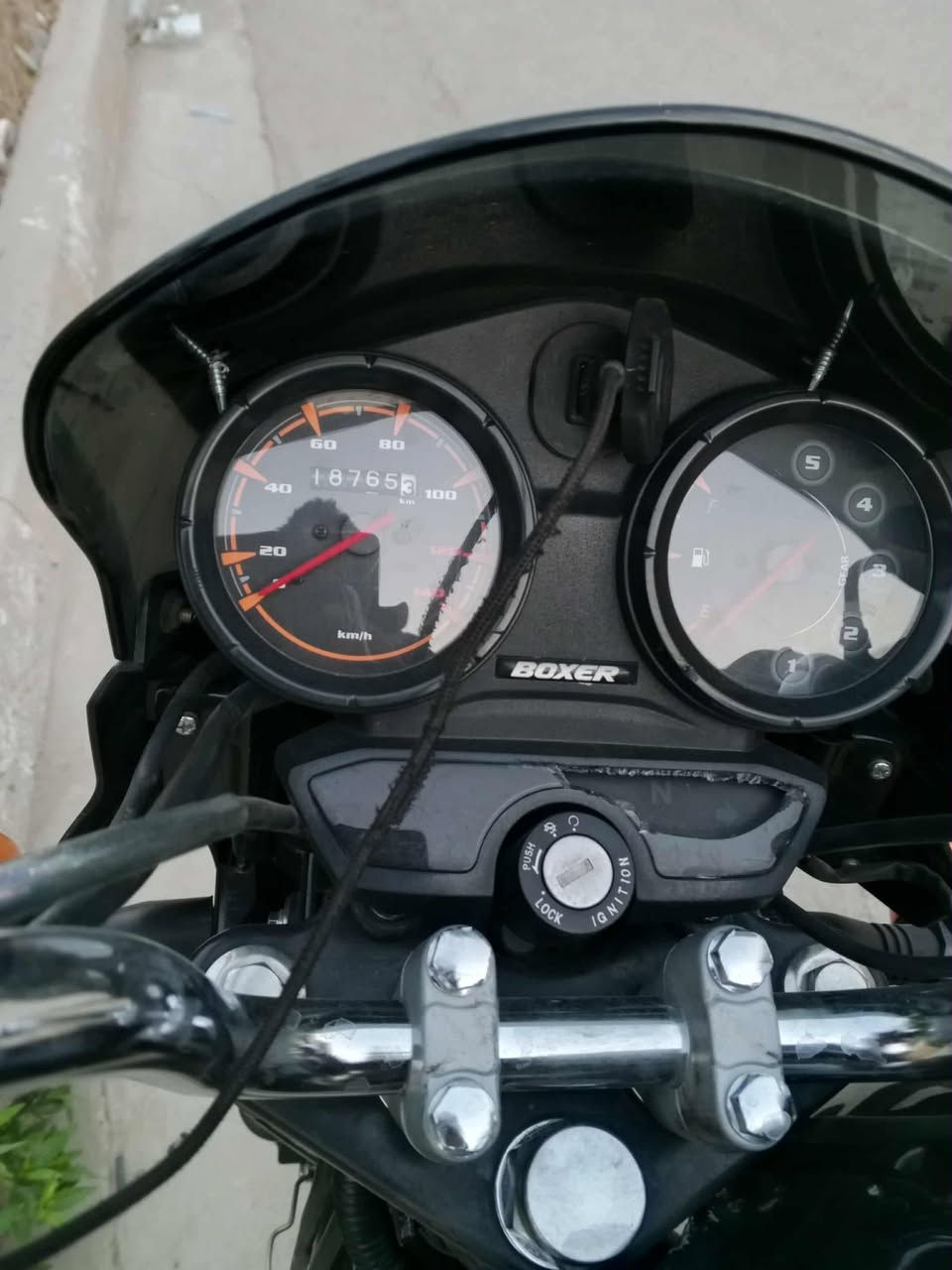 بوكسر للبيع مديل 23
نازله نهايت2025
لوحات انكليزي 
وسنويه ب اسمي تحويل ثاني يوم
عارضهة ب2500قفل قفل

مكاني مدينه الصدر
رقم الهاتف:***********
