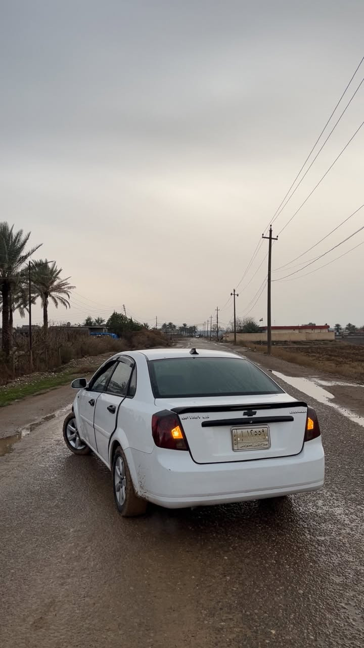 اوبترا موديل 2011
رقم صلاح الدين 
السياره مثل مواضح بالصور نظيفة 
لايتات جدد
بك لايت جدد دوشمه مرتبه 
السيارة مكحله وبيها قطعتين ما متاكد منها 
السعر 70 وبيها مجال بسيط 
للتواصل 
***********
