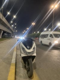 يالله سلام عليكم  دراجه Pcx (ياباني) طالعه من معرض كلشي وكلاشي  جيل ال...