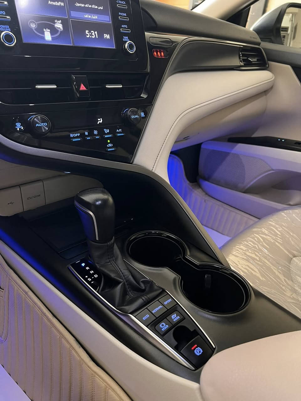 السلام عليكم …🔥🌹
للبيع گامري موديل 2024 خليجي وكالة عبداللطيف ام ويل الجبير سعودي فول مواصفات GLE داخل ابيض السياره فول واكيد بدون اي نقص ماشيه ٥٠ كيلو كير محرك صدر كله مكفول سبير وغراض صندوق منازلات بيه ملاحظه بسيطه بلباب ربعها صبغ فقط ودعاميه بيه شخط مقدار شبرين ونصبغت البلاستك وباقي مكفول حتى من بارد والرصعه  سيرفس عليه جديد من شركه رقم بغداد ( سنويه باسمي ) هزه وفحص جديد ….
مواصفات …
________________________________________
بصمة
فتحه
برده كهرباء خلفيه
داخل اوف وايت
شحن تلفون واير ليس
هاند بريك بصمه
مودات قياده ٣ ايكو / نورمال / سبورت
نظام اوتو هولد
ليد مامي نهاري 
لايتات زينون عدسه بلاد ابيض
حساسات اماميه
حساسات خلفيه
مري شفط 
وسائل ترحيب
دوس ليزريه
كشنات كهرباء
اناره داخليه ازرق بلاد 
كشافات زينون
ويل الجبير المرغوب
اشاير مري
شاشه كار بلي 
كامره خلفيه دواره فول HD
اغلب مواصفات كتبتها للتوضيح اخوان وذكرت ملاحظاته جدا بسيطه وسونار بيه غير هلشي اني خسار 
وعارضه بسعر مناسب مال بيع
مكاني بغداد / حي الجامعة
للاستفسار اكثر / ***********
تحياتي 🌹
