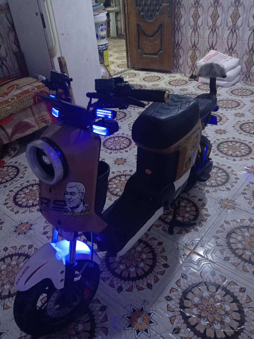 سعر بلاش 🔥 سلام عليكم  اخوان اليوم وصلت دراجه  شحن R9 نصيفه كلش كفاله عامه   مواضفات
1 نوع-R9 مديل26 

2 دراجه بعده زيرو صاله 3اشهر مستعمله 

3مقسوله فقط مرتين 

4 دراجه قراضهه كامله 

5 دراجه كلشي بلاد ولا بيه شي مبدل 

 سعرر بلاش 🔥🔥🔥 425 وبيه مجال للطيبين 
 رقم  الهاتف ***********
