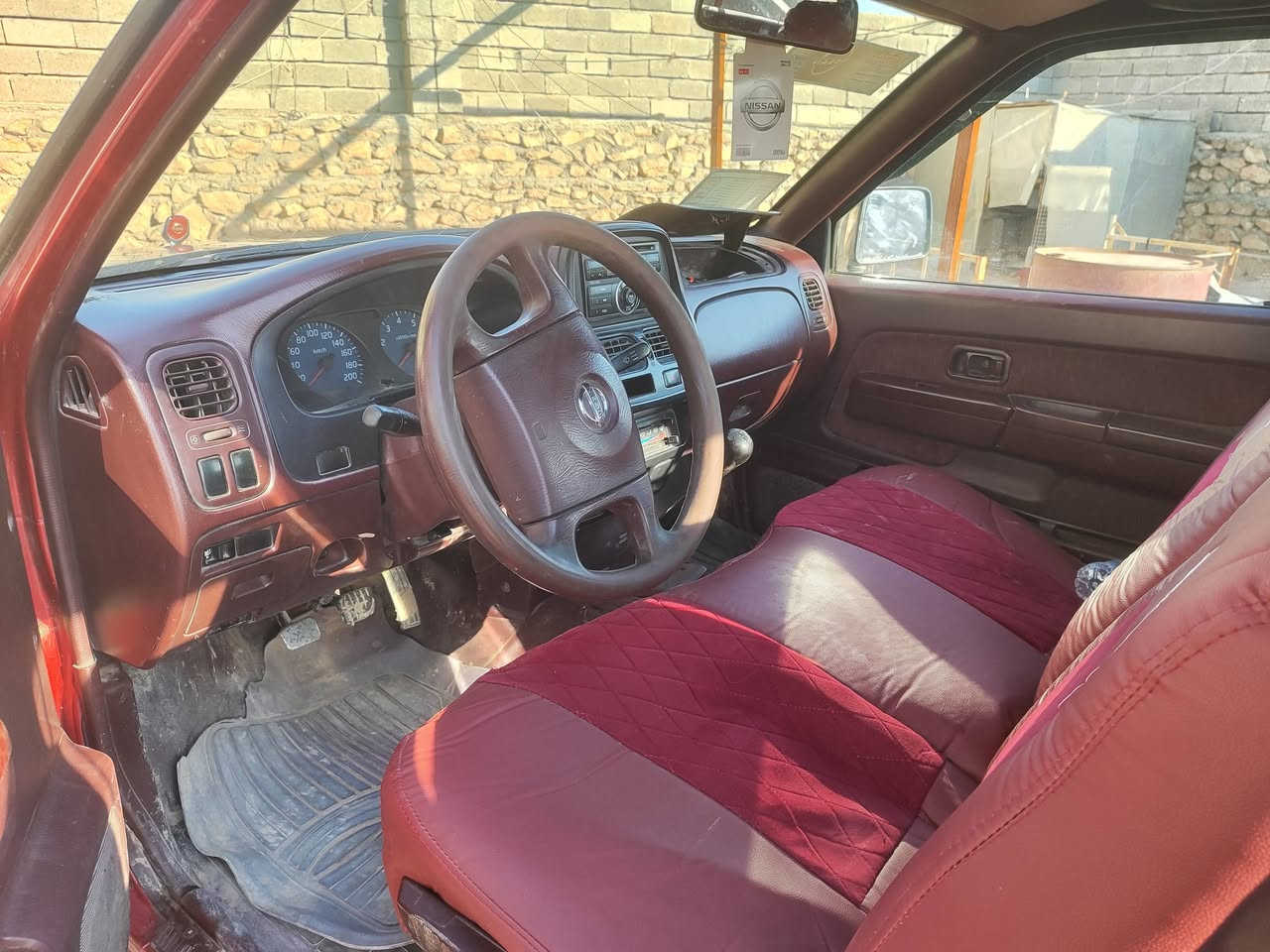 نيسان شبوط موديل 2009 رقم اربيل
بسمي رقم سنويه جديد هزه فحص جديد مكان السيارة تلعفر 
بي صبغ ٣ قطع بيدون دواخل ***********
