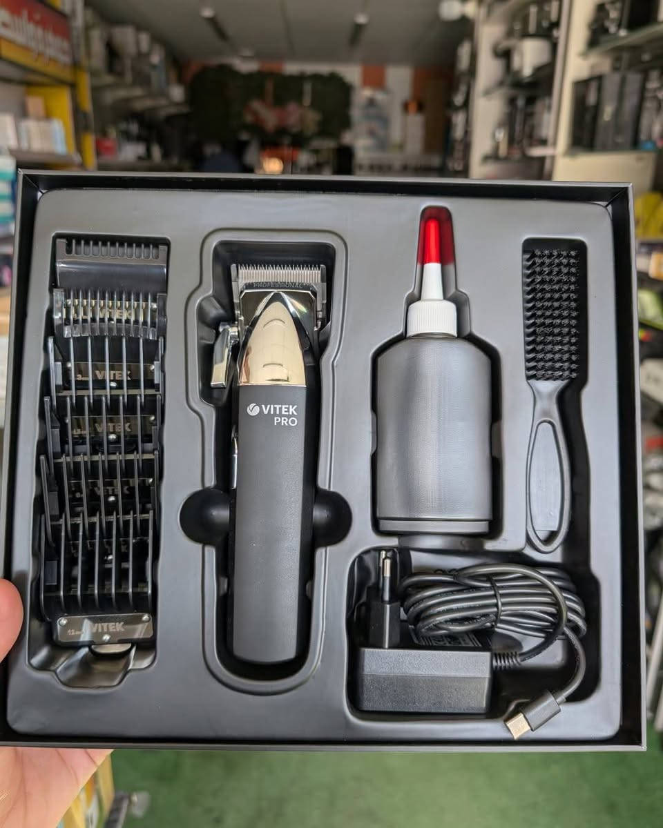 مكينة حلاقة شحن اصلي شرط 
جديد لوك 
تفيد الحلاقين 
35 الف


**إذا كنت صاحب هذا الإعلان وتريد حذفه لأي سبب، رجاءا أرسل رسالة إلى الدعم الفني**