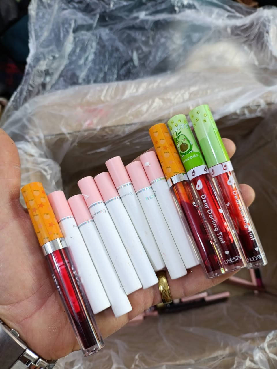 السلام عليكم   مكياج كوري عنوان المحل ابي غرق السوك مقابل مجمع الحسين الطبي مجاور  ابو الالبان فرع المخبز الاتصال *********** اهلا وسهلا يوجد توصيل
