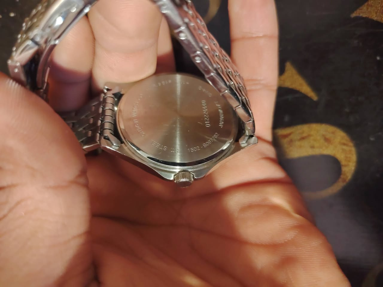 سلام عليكم ساعة كتزين اليبانية نضافة ساعة 99 بل مية
بدون كرتون ولا كارت ضمان سلي ستيل مكينة ياباني مو اوتوماتيك مكاني بغداد بلديات رقمي ***********
سعر 200 وبيه مجال
