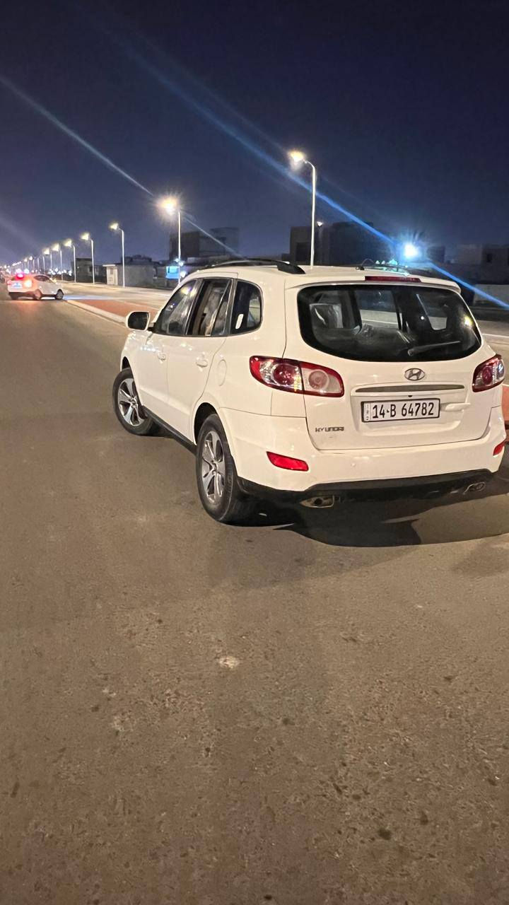 سلام عليكم سنتافي 2012 رقم بصرة بيها جاملغ وبارد بصندوك سنويه ل 2029 بأسمي تحويل مباشر سعر( 143 ) كير جديد عنوان البصرة التنومه اي ستفسار اتصل علا راعيها مكلف بلنشر ما ارد خاص رقم ( ‏‪ 0774 807 1245‬‏)
