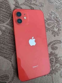 ايفون ١٢ عادي بي شخوط بصورة واضحة بطارية ٧٩  07504690959 ٣٠٠ الف