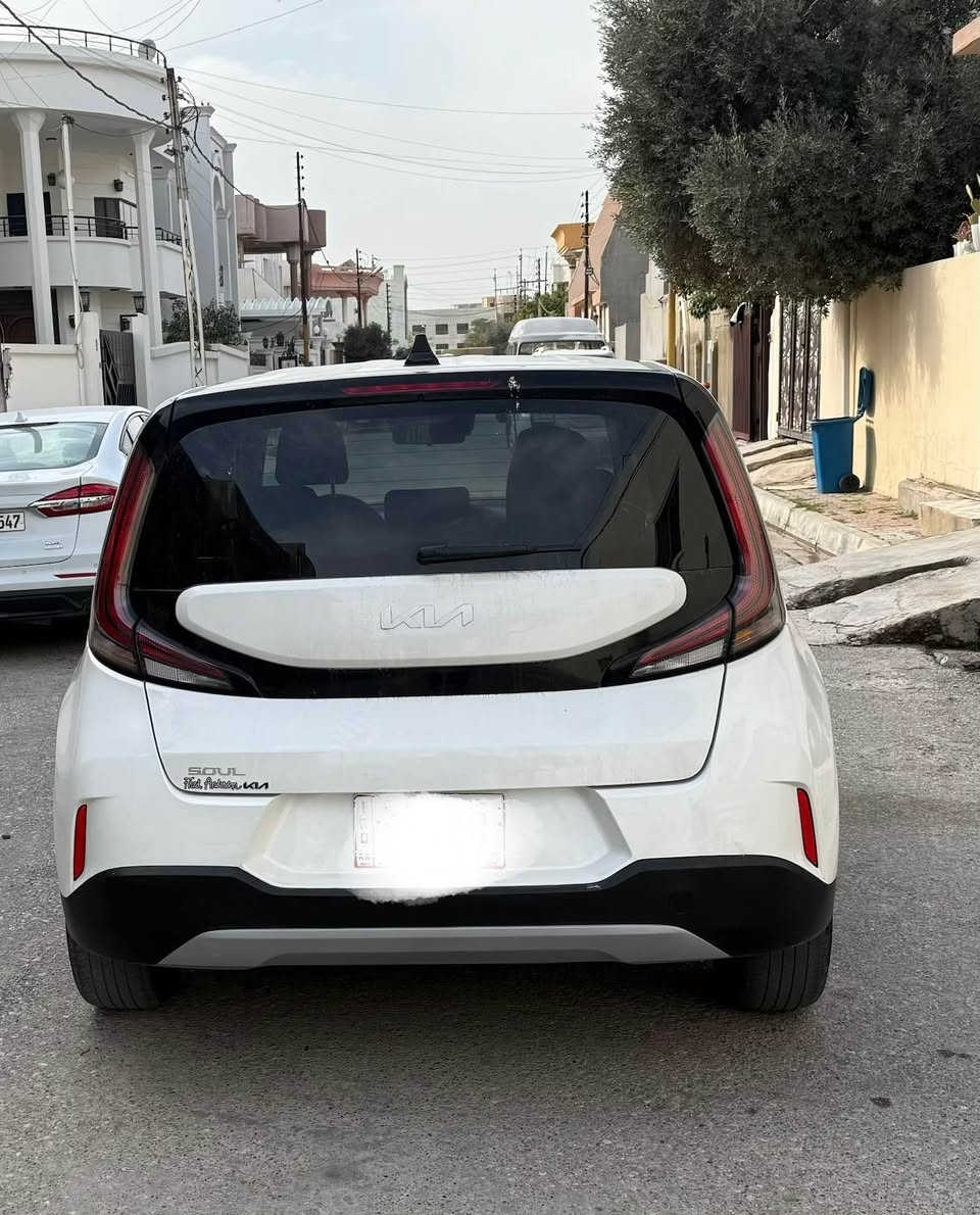 سلام عليكم
للبيع كياسول 
موديل 2024
بجم كبس خلفي كبس 
سيارة بدون حادث
فقط جامرلغ خلفي مصبوغ+تكمة سايق
بدون ايرباك بدون اي دواخل صورة الحادث موجود بل منشور
محرك 2000دوش مرغوب
رقم كاتي يترقم اربيل هزةو براد جاهز يعني ترقيم مباشر 
عنوان كركوك
الستفسار
***********
*********** كركوك, العراق
