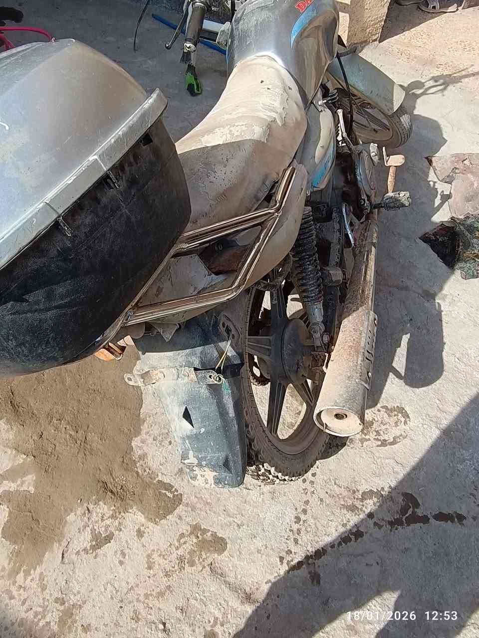 دايون عضم موديل 18 اوراق استنساخ الدراجه نكره سلف وين متريد اطلع بيها سعره 500 وبيه مجال ***********
