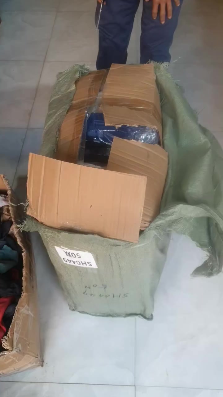 يالله 
اللهـم صلِّ علـى محمـد وآل محمـد 
تـوفـر حذاء شبابي ولادي بناتي اطفال  
سـعـر القطعـه #5000الـف_فقـط 
 

عنـوان المحـل شـارع الڪرج قـرب صيـدلية امـجد 
للاستفسار مراسلة الصفحة او الاتصال  ***********
