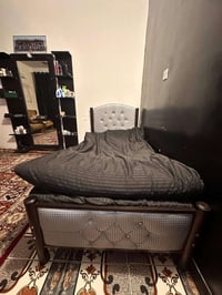 سرير نفر • نظيف