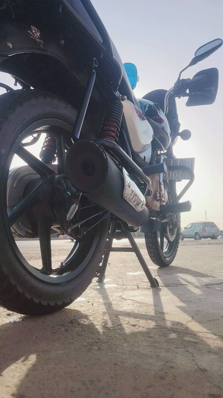 سلام عليكم دراجه بوكسر جبلي مديل 2023 رقم بغداد تحويل مباشر اي وقت دراجه كفالهة عامه ممشاهة الدراجه 29الف حقيقي النضافه مثل مشوف كدامك دهن ابدل بكي مولي مكان مدينة
سعر مليونين و 500
تواصل وتساب فقط
***********
