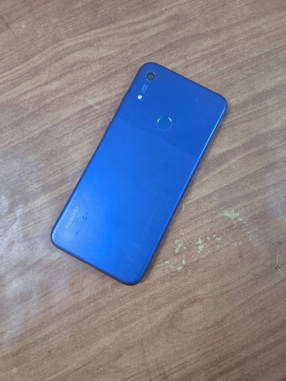 السلام عليكم جهاز هواوي y6s ذاكرة 64 رام 4كيكا بطارية 4500 شاشة 60 HZ  شحن مايكرو السعر 50 الف ومتوفر توصيل لجميع المحافضات للأستفسار اكثر ***********
