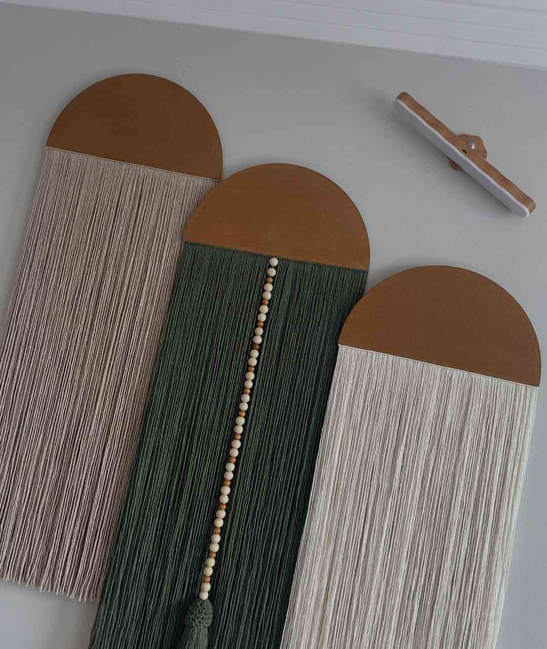 ❗❗عرض العيد استغلو العرض وتوصيل مجاني ❗❗
تردين بيتج يكون انيق وبي لمسه يدويه فاخره 
سويتلج عرض ع ديكور جداري بوهيمي شغل يدوي وحصري يعطي انطباع هادئه للمكان،  وطبعا الالوان تكون ع ذوقج وحته قياس الطول يكون ع طلبج 

قطعتين قياس كبار ب40 بدال 55 الف 
3 قطع وحده كبيره وثنين وسط ب48 الف بدال 65 الف 
4 قطع ثنين كبار وثنين وسط ب 58 الف بدال  75 الف  

ولتنسين التوصيل علينه يوصلج لباب البيت مجاني 🫣 

@إشارة


**إذا كنت صاحب هذا الإعلان وتريد حذفه لأي سبب، رجاءا أرسل رسالة إلى الدعم الفني**