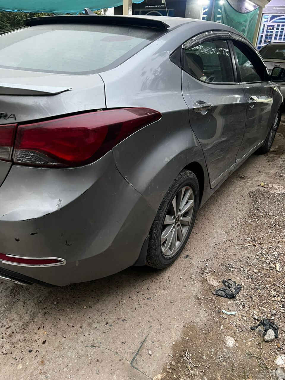 السلام عليكم
النترا 2016 أمريكي 

حادث قبق جنطه وجاملغات مصبوغه بدون اي دواخل 

والجاملغات الاماميه مصبوغه اثر جراد يعني 5 قطع 

السياره خير من الله مكينه جديده قبل شهر بدلتها وكير كفاله صدر امامي خلفي جديد 

السعر 105 وبيها مجال 

*********** واتساب 

الهاتف ***********
مكان السياره بغداد
