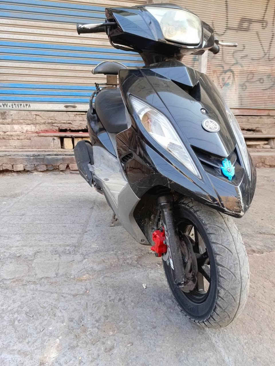 السلام عليكم دراجهGTRللبيع صارلهه اق الشهر نازله رمبه بيه لو بوشه جبيره بلاديه لو كلجات منه وبيه ماشيه7ألف بحاله الوكاله مجرد بس الكفرات مشخطه السعر مليون و٢٠٠وبيهه مجال الدراجه قليله عليه جديده للتصال***********
