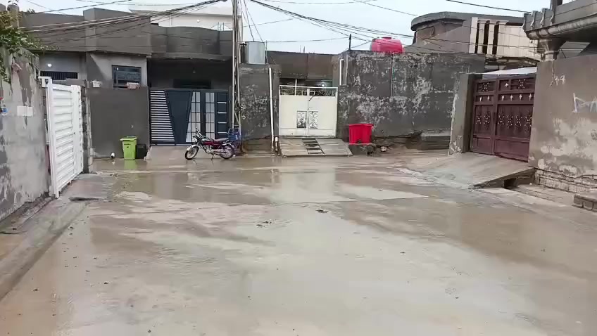 دار للبيع في جلولاء حي كنسور خلف الجامع كنسور
مساحته 150 متر
يحتوي على غرفتين نوم صاله واستقبال ومطبخ
بسعر جداََ مناسب 45 بيه مجال
للاستفسار ***********
