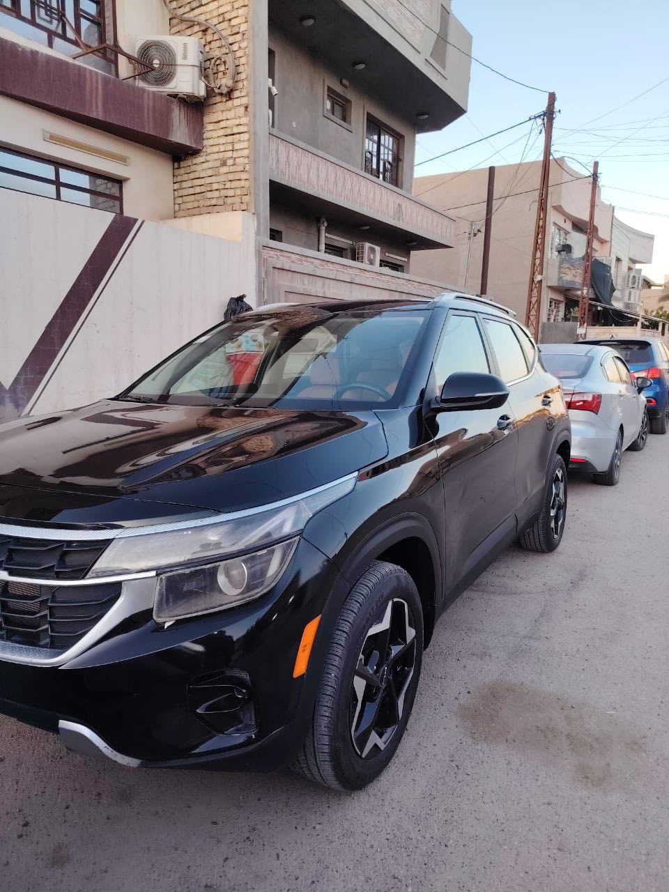 للبيع او مراوس سلتوز موديل 2024. Xلاين  فول  فور ويل رقم بغداد الجديد ب اسمي  هزه جديده فول مواصفات خنك فتحه شاشه جبيره كشنات جلد رادار جانبي تحديد مسار قياده اليه كشنات تدفئه تبريد كامره دواره حادثه جاملغ وبنيد سياره ماشيه الفين يعني زيرو مكانه بغداد حي الجهاد السعر 145 وبيه مجال *********** محرك 2000 دوش ماشيه 4000
