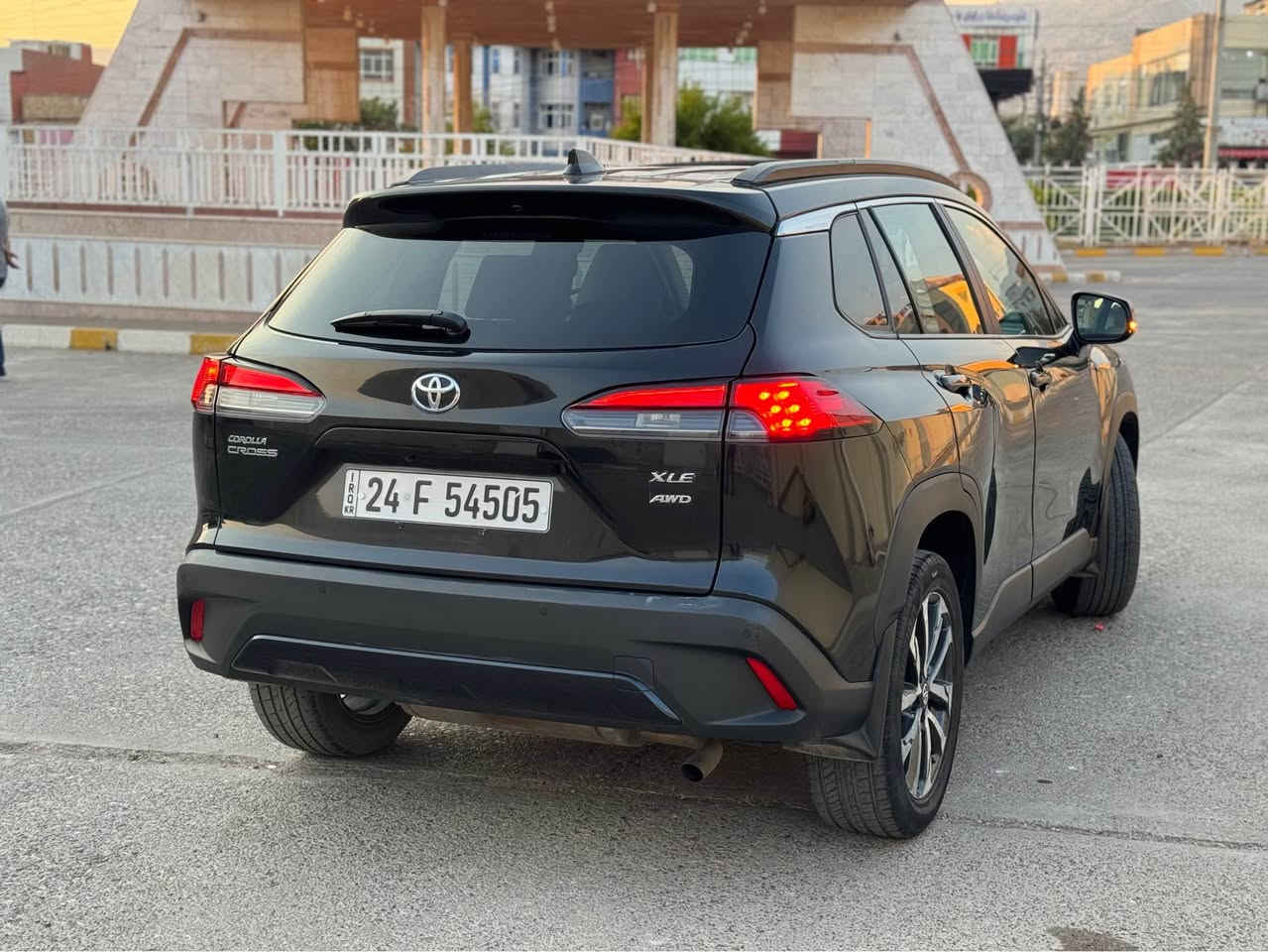 Toyota Corolla Cross XLE 2025 ✔️
تويوتا كورولا كروس ٢٠٢٥

جملغ وباب صبغ بدون دواخل بدون ارباك
٤ الف ميل ماشية وكل شي بلادي شركة 💯

فول فول مواصفات XLE 🔝
بصمة شغال سلايت كشنات جلد وهيتر و كيج الكتروني و شاشة و كاميرة و رادار و حساس و ويل كرو ولايت ليد و زينون و دبل اكسل و شحن وايرليس

مرقم جاهز و تحويل موجود ✔️

سعر 🔥 180 ورقة و مجال
مكان عقرة "ئاکرێ"
واتس اب و كورك *********** اكر, نينوى
