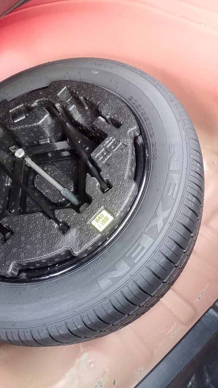 السلام عليكم
للبيع كيا سيراتو خليجي موديل 20  شركة الدولية اللون ماروني كفالة عامة من الصبغ والتبديل والبارد والحالوب والشخط السيارة بحالة الوكالة ترايها مال زيرو صيانة دهن فلاتر كله شركة الدولية

محرك 1600 ماشية حالياً 46 الف كيلومتر 

رقم بغداد انكليزي 

مكانه بغداد الكرخ

للاستفسار اتصل 

***********

وات ساب
