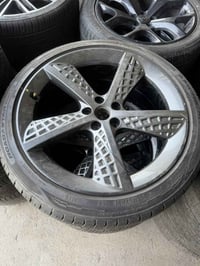 البيت الصيني لتجارة الويل كب والإطارات بغداد حي العامل  07700080444
