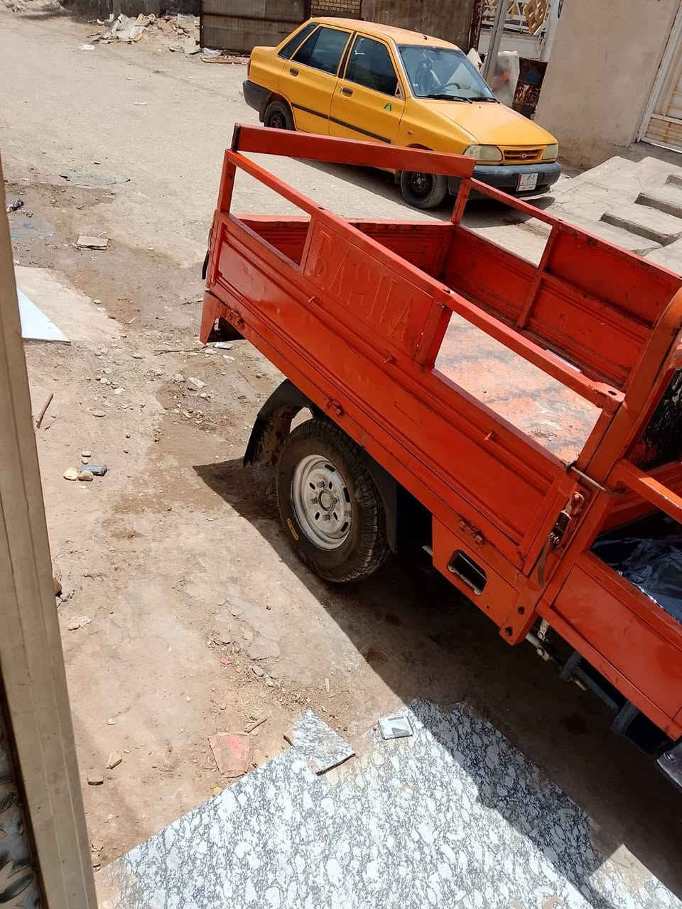 *********** السلام عليكم ستوته صلطان للبيع موديل ١٣ مكفوله بس المحرك مبدل بستم فقط ولباقي كفاله وكيلهه بشارع  بغداد
