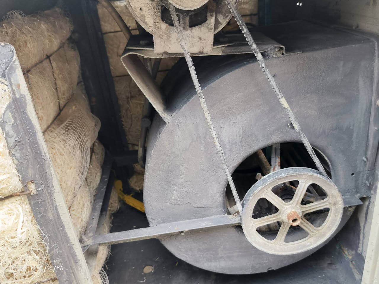 مبردة للبيع
مبردة حجم كبير ماطور دبل كونديسة حلفة وطوافة وصبغ كله جديد بس تشدها مثل ماموضح بالصور
سعرها ٨٠ الف
المكان قرب المجمع الهندسي ٦ كيلو تواصل خاص او على الرقم ***********
