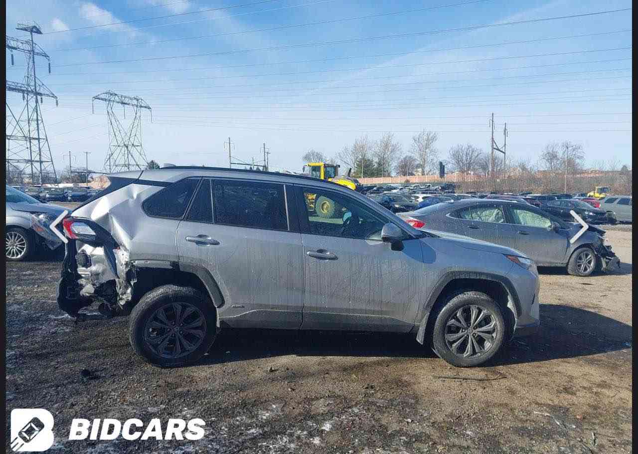 🔷اللهم صلي على سيدنا محمد واله وصحبه 
وسلم

#تويوتا_راف_فور_XLE _لمتد  هجين

الموديل 2023

سعر السعر 26000$

نظام هايبرد بانزين وكهرباء

مواصفات

داخل جلد بلادي
فتحه سقف
خزن كراسي
كراسي كهربائي 
ستيرن تدفئه
بصمه تشغيل
تشغيل عنا بعد
بصمات ابواب
باب صندوق كهربائي 
 شاشه كبيره
تحكم ستيرن
رادار امامي
رادر خلفي
قياده ذاتيه
تحديد مسار
هاند بريك بصمه
اوتو هولد
نضام ايكو نورمال سبورت
مانع انزلاق
حساس خلفي
حساس امامي
اتو بارك
رادار جانبي
ويل حجم كبير
3 انظمة قيادة
فور ويل AWD

بدون دواخل بدون ارباك  بدون تبديل

ضرر دعم خلفي 
( صبغ جاملغ + صبغ قبغ الصندوق )
شرط الفحص 

رقم كركوك

*********** كركوك, العراق
