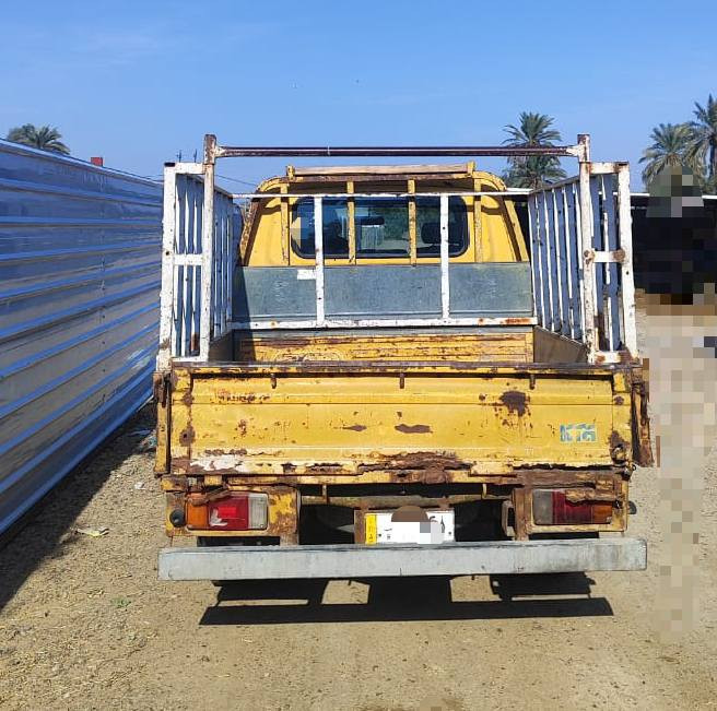 سلام عليكم..... بنگو دبل قمارة موديل 95 لون اصفر بلادي رقم بغداد مشروع وطني بأسمي تحويل ثاني يوم ..كاملة من كلشي.. شاصي مكفول.. محرك ..گير ..باور ..كهربائيات كلة جديد غرفتهة مرتبة ..السيارة مال جناي..... ملاحضة بس البدي شويه بي خياسات مكان السيارة بغداد اليوسفية رقم الهاتف ***********   سعر 45 وبيها مجال بسيط
