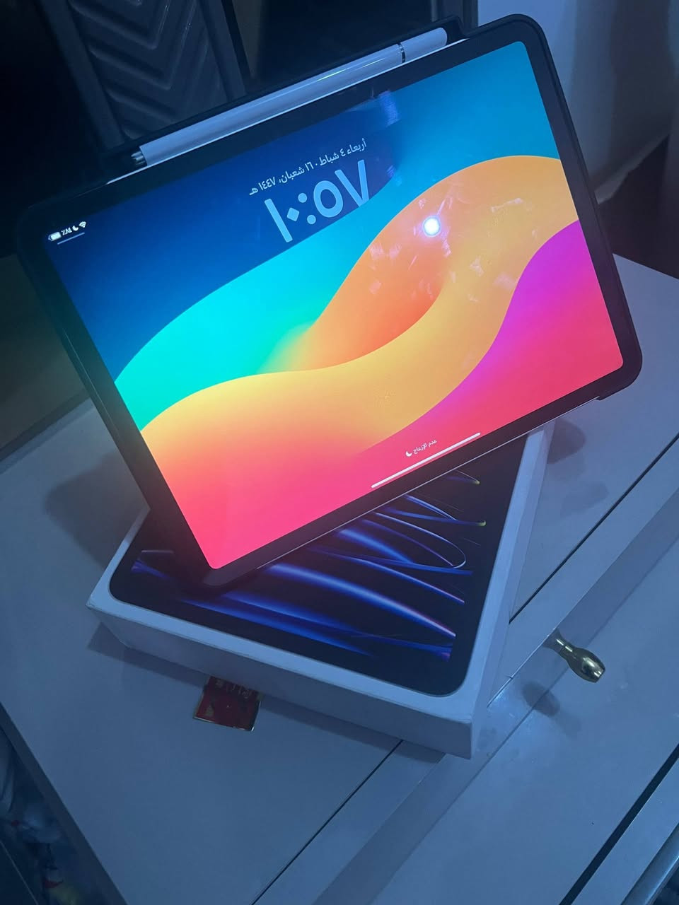 ايباد11برو m2 نضيف مامبدل بي آي شي ذاكره 128 سعره700 الرقم***********
