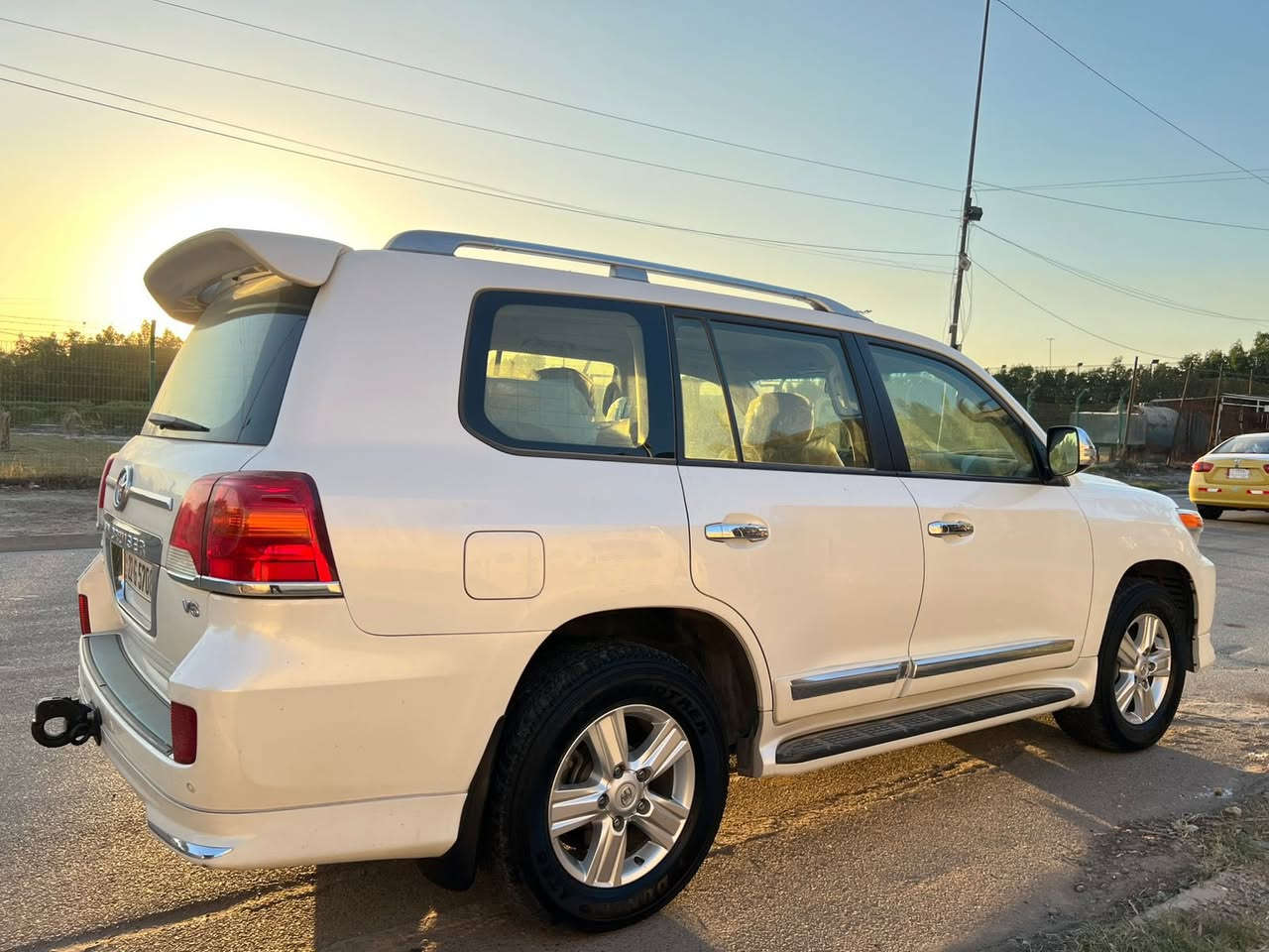 بيع سياره لاندكروز موديل ٢٠١٥ شركه جيهان رقم اربيل فول مواصفات كفاله عامه ***********
