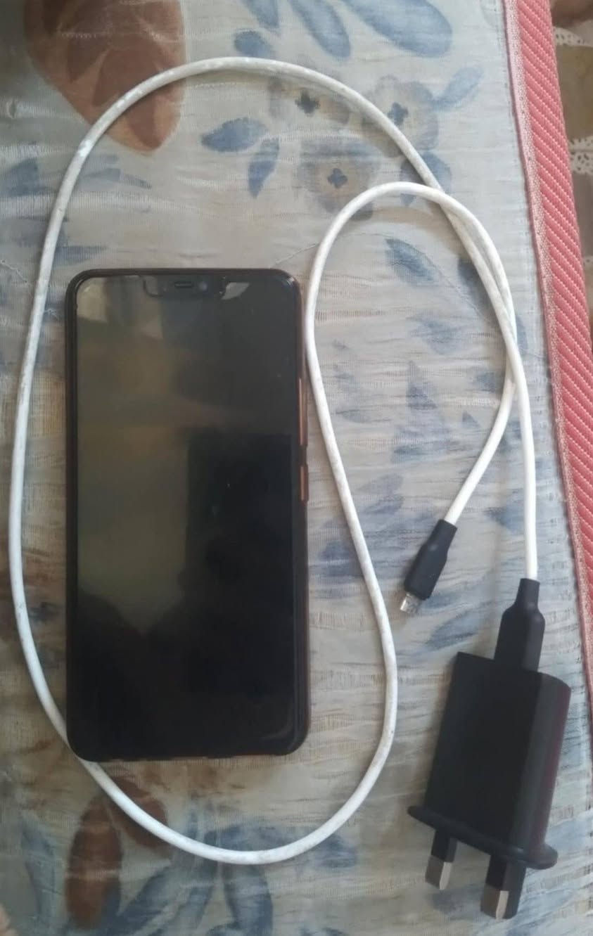 السلام عليكم تليفون اسمه ViVO ذاكره 128 رام 6 وبطارية 5000 مللي أمبير  يجي ويا كفر وشاشه لاصقه وشاحنة سعره 100 وبي مجال عيوني. مكاني بغداد حي العامل


**إذا كنت صاحب هذا الإعلان وتريد حذفه لأي سبب، رجاءا أرسل رسالة إلى الدعم الفني**