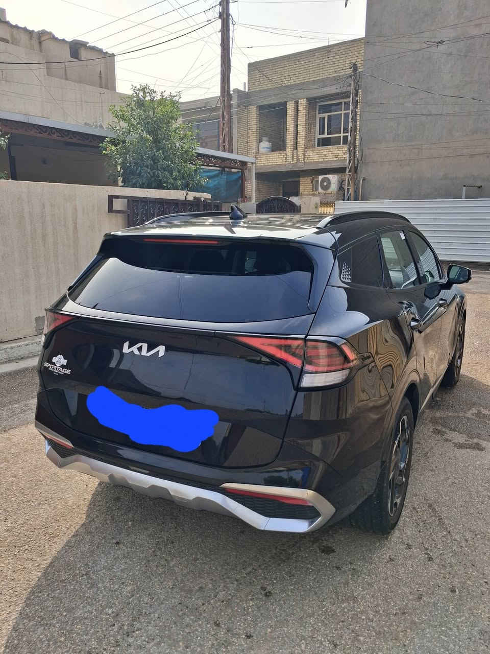 سبورتج برستيج فول مواصفات وارد أمريكا سياره فول جملاغ بدون ارباك بدون دواخل سياره ذوي شهداء يعني محجوزه سنتين يله تحول سياره من الحادث الكيس مضروب بدون تبديل سعرها دفترين وبيها مجال بسيط ***********
