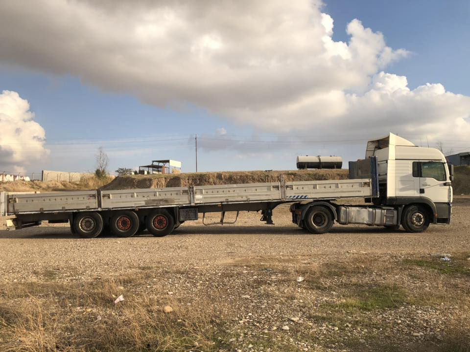 مان ٢٠٠٤ گێڕ عادى ٦ دەگە ڕیتایدەر سەنەوی تا ٢٠٢٩ تازەیە بەشەرتی گێر و مەکینە حەجم ٤٦٠ پەمپو نۆزڵ  
لاوان ٦٠ 
***********
