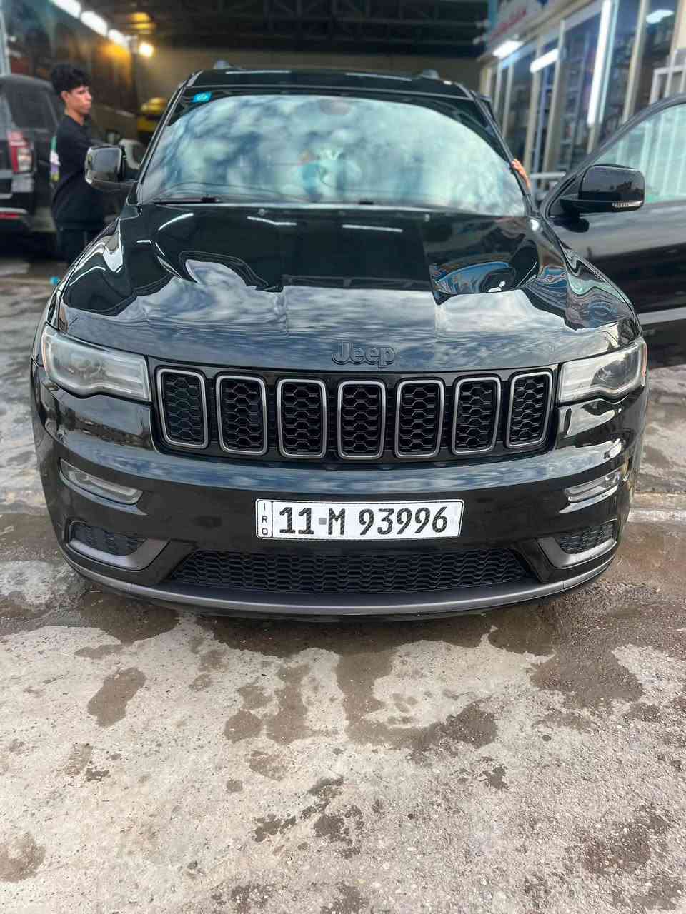 السلام عليكم
جيب لمتد اكس موديل ٢٠١٩ 
فول مواصفات من عده جكات ورادار 

كشنات جلد كهرباء 
تحكم ستيرن 
بنوراما 

مكينه ٣٦٠٠
أشاير بالمري والمري قلاب 

 حساسات امامي خلفي جانبي 
سياره بولش جديد ونانو سيراميك 
وبعد بيه هواي مواصفات 
السعر ٢٤٠ورقه  بيه سونار المندلاوي 
رقم الهاتف *********** بغداد
