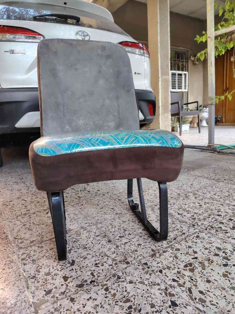 كشن ثابت مال نيسان نضافه ١٠٠٪ اخو الجديد سعره ١٢٥ 
وكلابيات ٢ سعرهن ٢٠٠
بردات وسجج مال كوستر مكصوصات على الجنبي والهايسا لون اسود خامتهن ثخينه سعرهن ويا السجج ب ٨٥
مكانهن بغداد الامين الثانيه
***********
