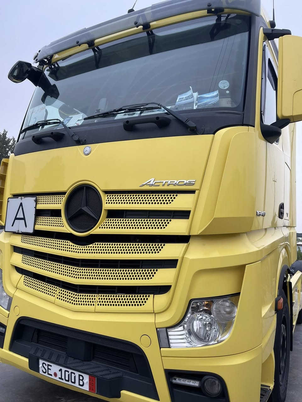 actros. 2016.   1843.  سيارة جديد فول مواصفات عنوان السليمانية سعر نهاية.  275.  $.   ***********
