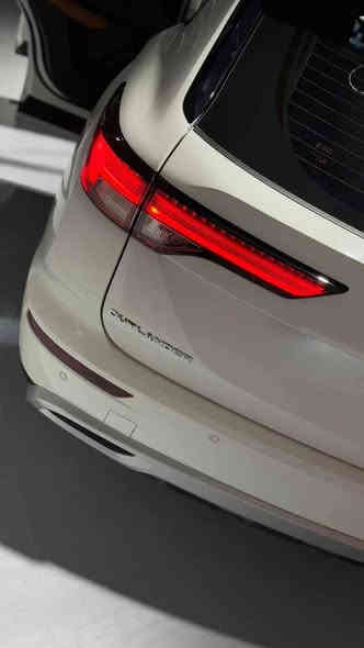 ميتسوبيشي اوتلندر ٢٠٢٣ #مرقم_بغداد وارد كندي بلكن كهربائية يعني( هايبرد وبنزين وكهرباء) 

دخول جديد بأسمي 
رقم بغداد  
وهزة جديده
فول مواصفات 
محرك ٢٤٠٠
٨ انظمه قيادة 
7 راكب 
تحكمات ستيرن فول 
كشات جلد بقلاوه + تدفئه 
تبريد مركزي 
خزن ميموري كشنات جهتين 
بانوراما 
مدخل شحن خلفي  
شحن السيارة بالكيبل وعن طريق الاطارات 
وبعد هواي مواصفات بيها 
ضررها فقط تبديل دعاميه ولايت امامي وبيها شويه بارد بالبنيد  بدون صبغ ولا تكحيل والباقي كله مكفول 
صور الضرر مرفقه بالمنشور
السعر ٢١٥ قفل مستعجل ع البيع
مكاني الانبار
***********
