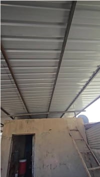 متوفر مسقف حديد للبيع يحتوي على جنكو ثقيل عدد ١٨  شخاط عدد ١٨  الجنكو ...