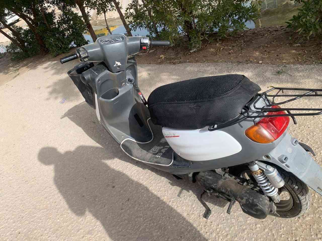 بيع مستعجل حيل حيل مستعجل دراجه خرسه ماتسمع صوته جانت متروكه وبدلت كفراته حلوه الدراجه تجي وتشوف بعينك مكانه كربلاء حي إلمام علي ***********
