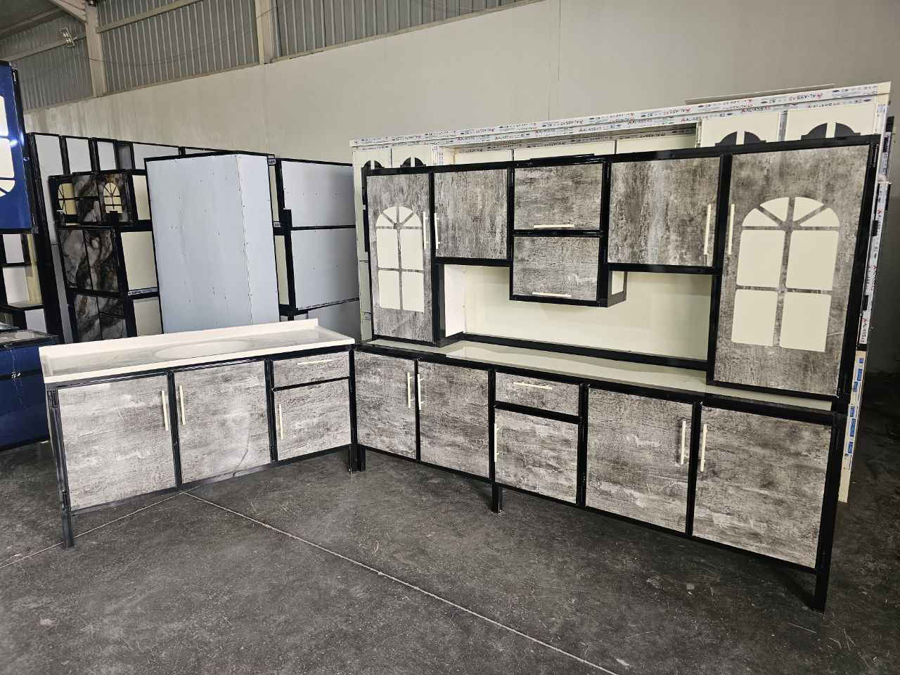 كاونتر ارضي وملحق مترين ونص    مع  سنك متر ونص   مرمر
💥 (المنيوم )💥

كاونتر مترين ونص ارضي وملحق مع سنك متر ونص

السعر ٣٧٠  الف

التوصيل 🚚🚚
بغداد داخل  مجاني

15 /اطراف  بغداد 

15//رمادي +فلوجه + كربلاء +بابل

25// مركز واسط  
50//أطراف واسط
25 /الديوانيه +النجف
35//ديالى
35/ السماوه+  الناصريه+  العماره + البصره بغداد, العراق


**إذا كنت صاحب هذا الإعلان وتريد حذفه لأي سبب، رجاءا أرسل رسالة إلى الدعم الفني**