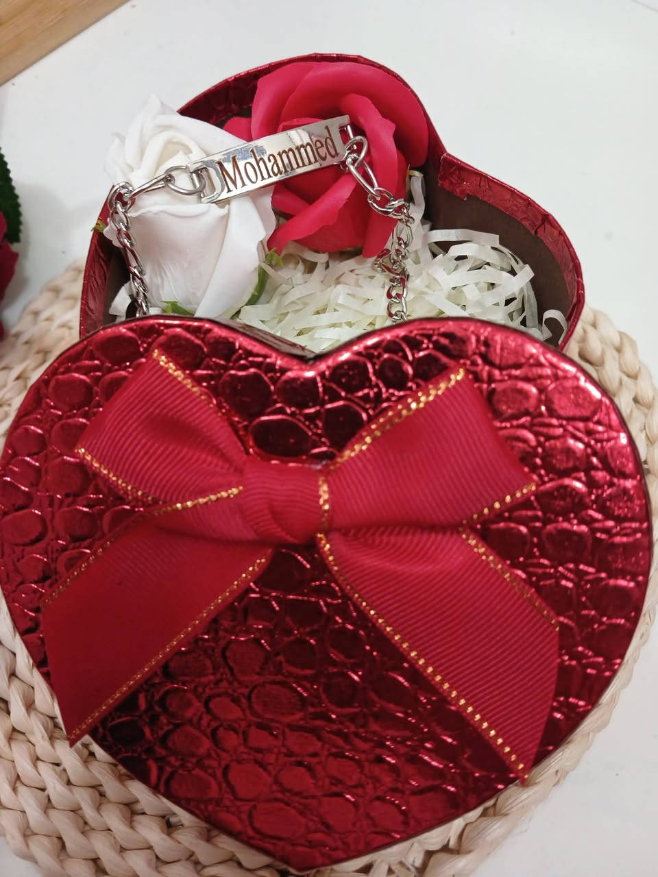 سوار نقش حسب الطلب اخر قطع السعر 5
توجد خدمه توصيل الف داخل سبع البور
بغداد 5 محافضات 6


**إذا كنت صاحب هذا الإعلان وتريد حذفه لأي سبب، رجاءا أرسل رسالة إلى الدعم الفني**