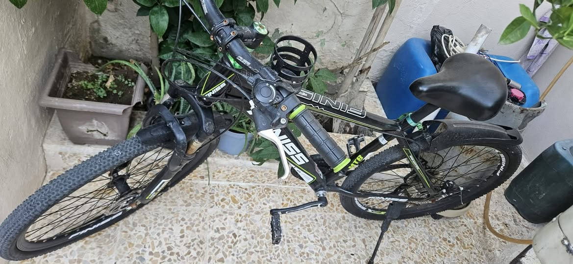 بايسكل نظيف للبيع


**إذا كنت صاحب هذا الإعلان وتريد حذفه لأي سبب، رجاءا أرسل رسالة إلى الدعم الفني**